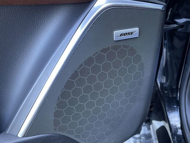 Used 2019 Cadillac Escalade Premium Luxury image 25