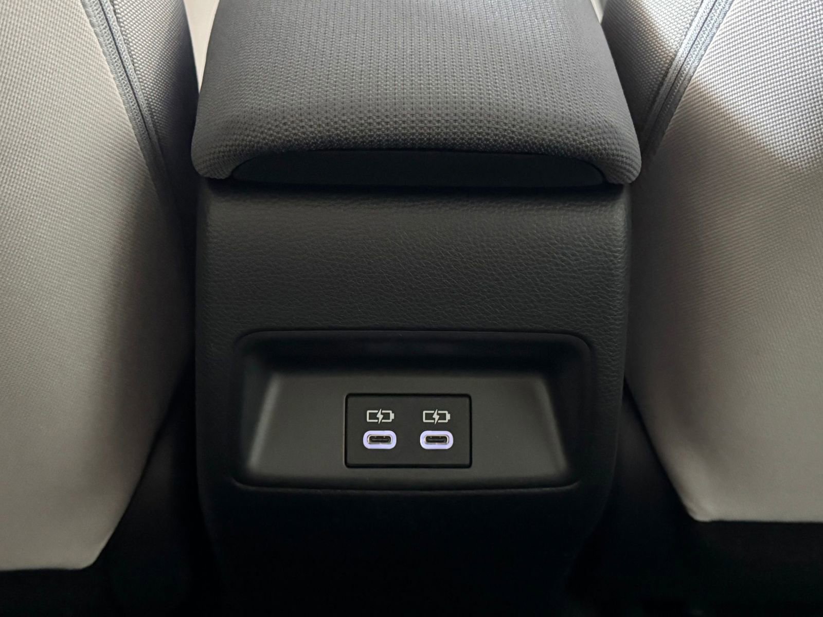 New 2026 Toyota Corolla LE AWD/4WD image 33