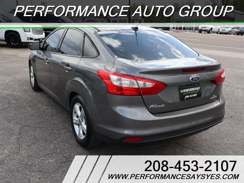 Used 2014 Ford Focus SE FWD image 5