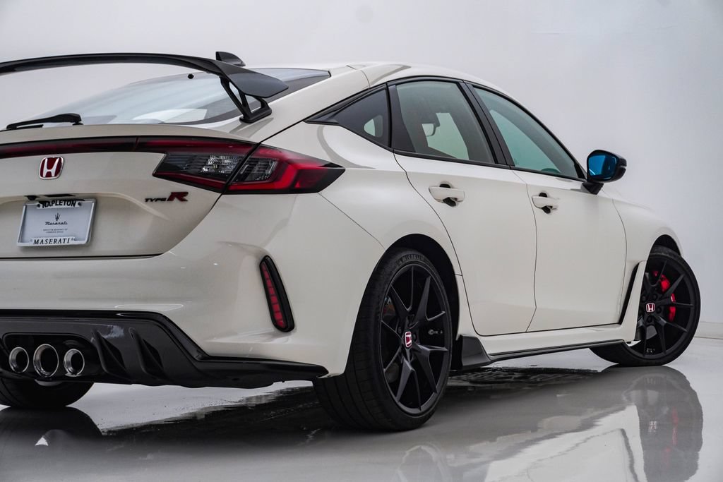Used 2025 Honda Civic Type R image 10