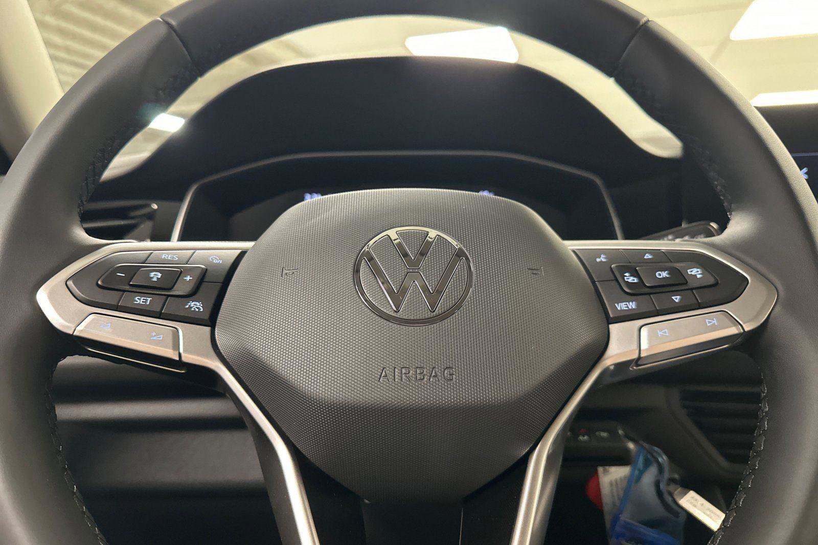 New 2025 Volkswagen Jetta SE image 21