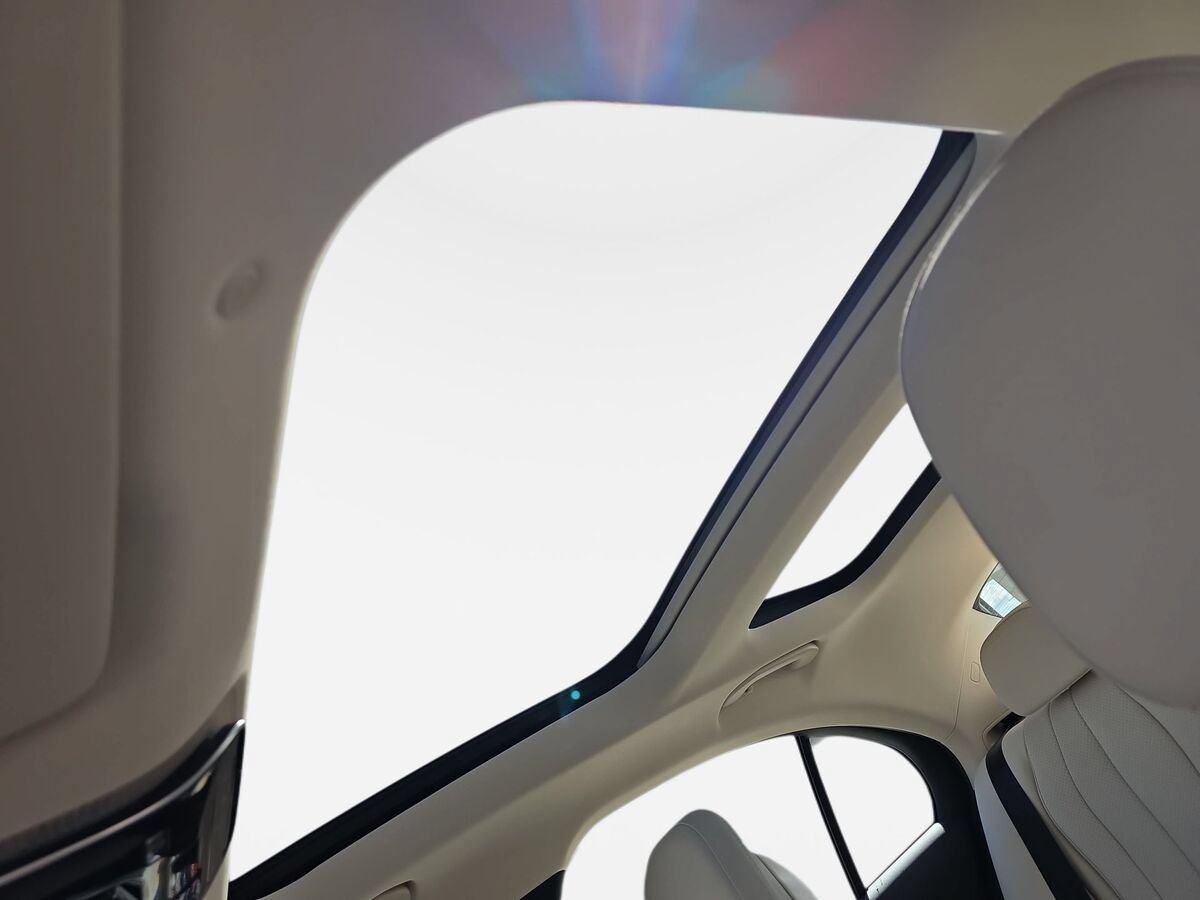 New 2026 Mercedes-Benz E 450 4MATIC Sedan image 29