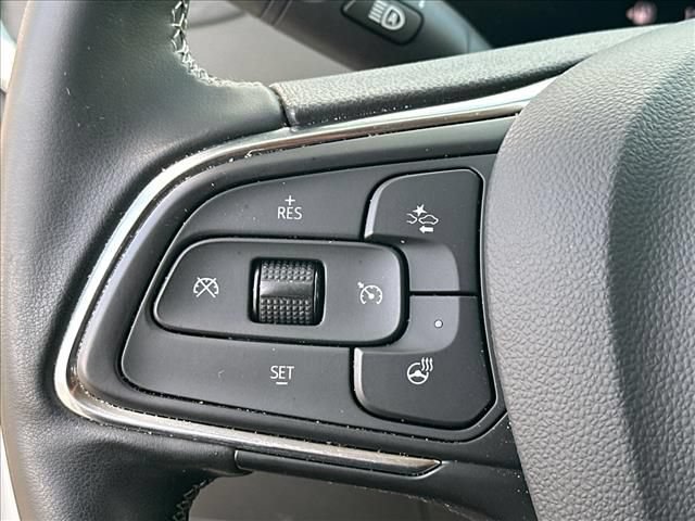 Certified 2024 Buick Encore GX Preferred w/ Comfort Package FWD image 23