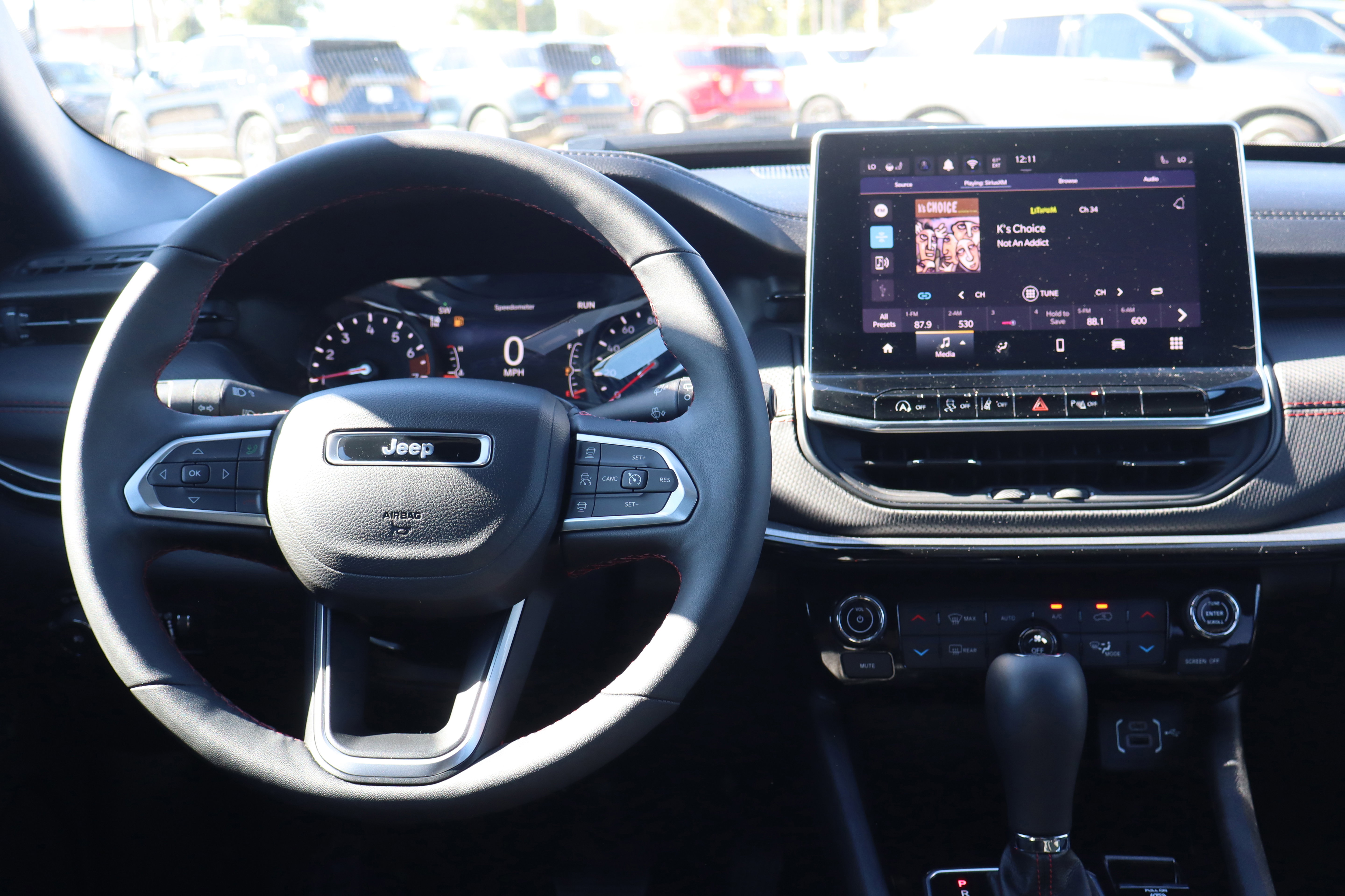 Used 2024 Jeep Compass Trailhawk w/ Trailhawk Convenience Group image 14