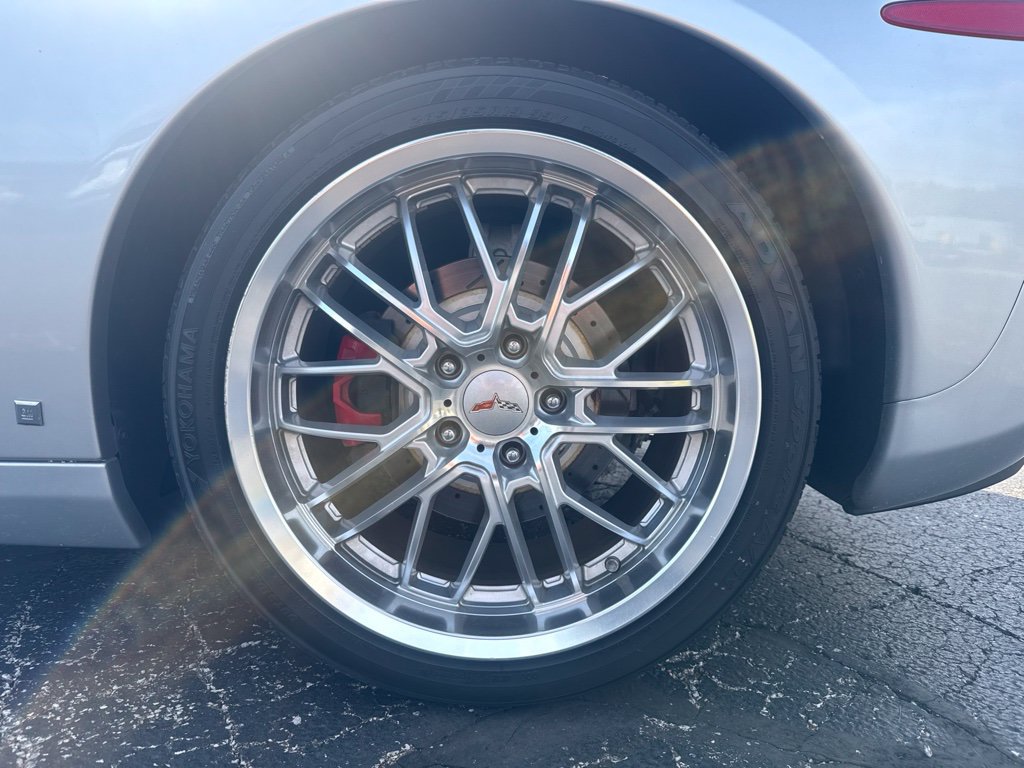 Used 2009 Chevrolet Corvette Coupe RWD image 23