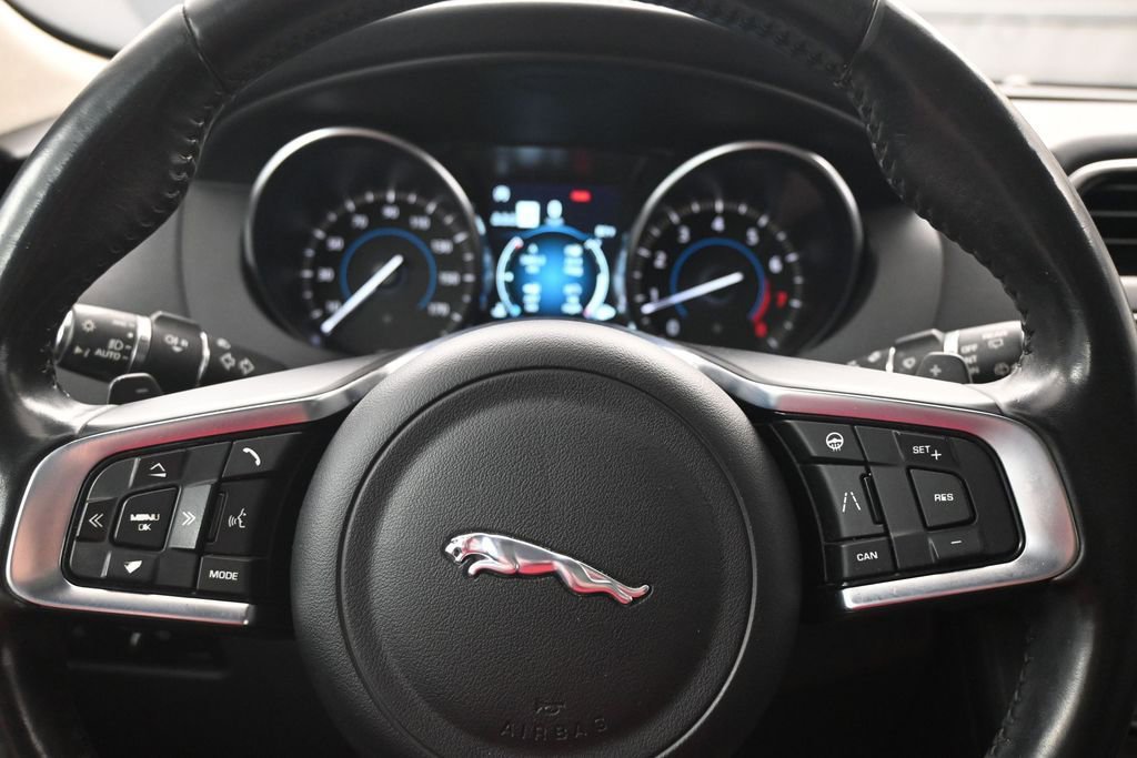 Used 2020 Jaguar F-PACE Prestige AWD/4WD image 20