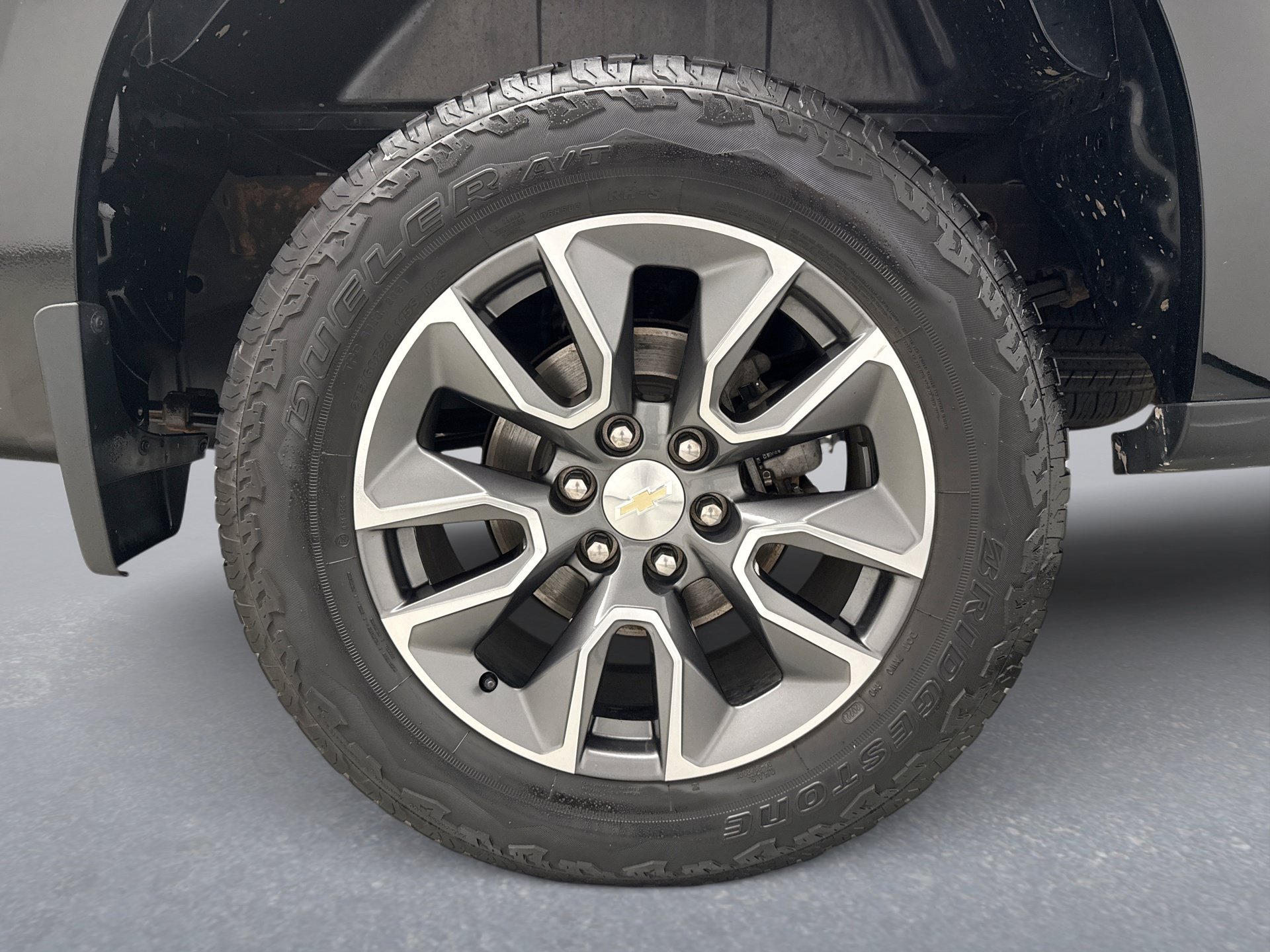 Used 2022 Chevrolet Silverado 1500 LT AWD/4WD image 25