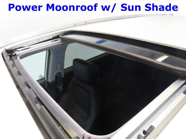 Used 2017 Honda CR-V Touring image 6