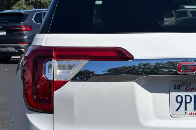 Used 2021 GMC Acadia Denali w/ Denali Technology Package FWD image 51