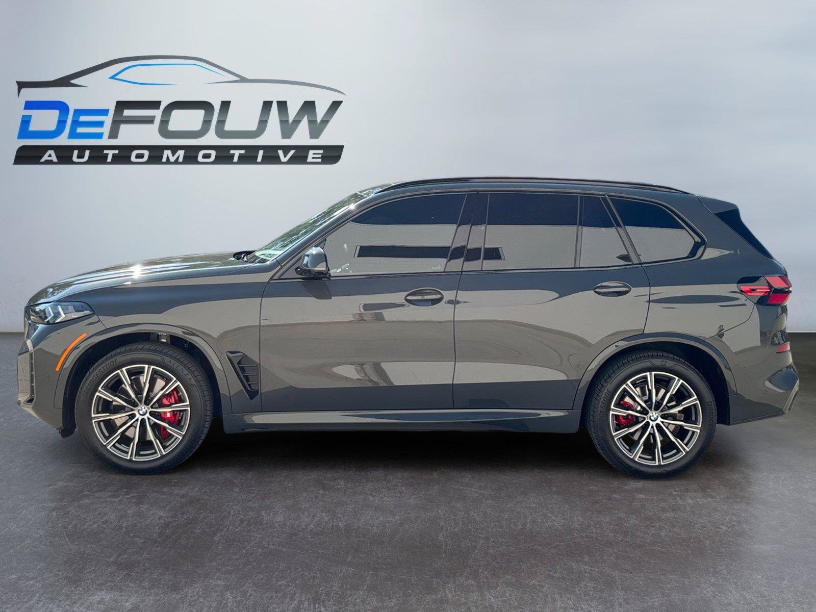 Used 2026 BMW X5 xDrive40i w/ M Sport Package AWD/4WD image 6