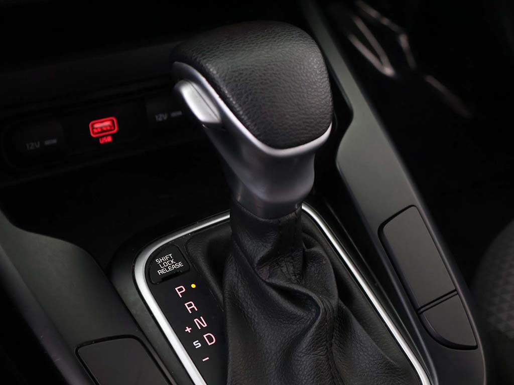 Used 2020 Kia Soul LX FWD image 43