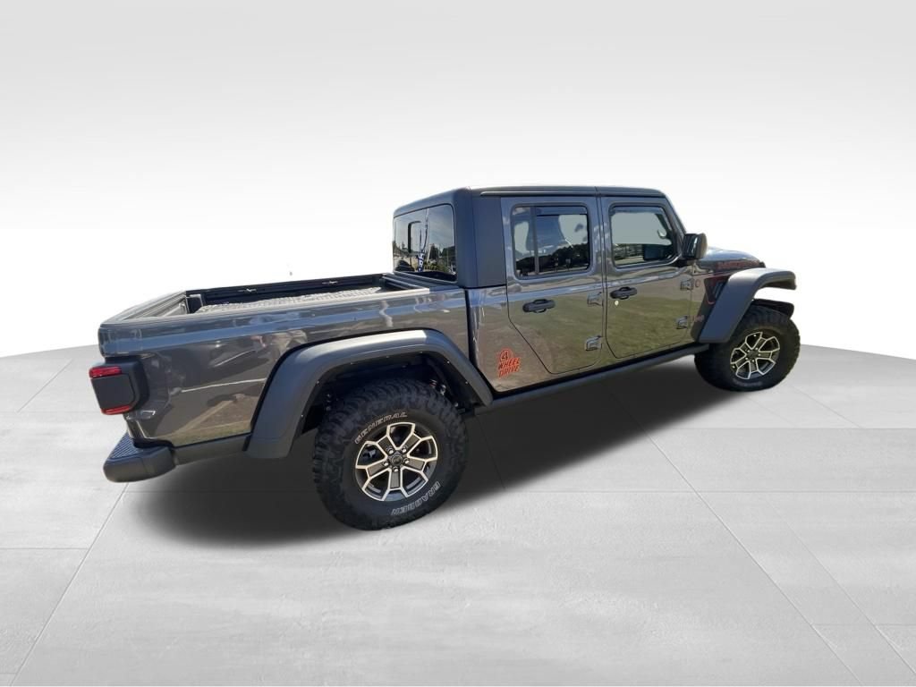 Used 2024 Jeep Gladiator Mojave w/ Technology Group AWD/4WD image 13