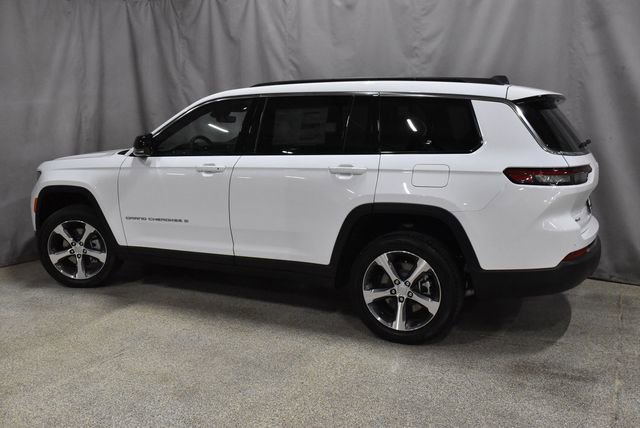 New 2025 Jeep Grand Cherokee L Limited w/ Trailer Tow Package image 7