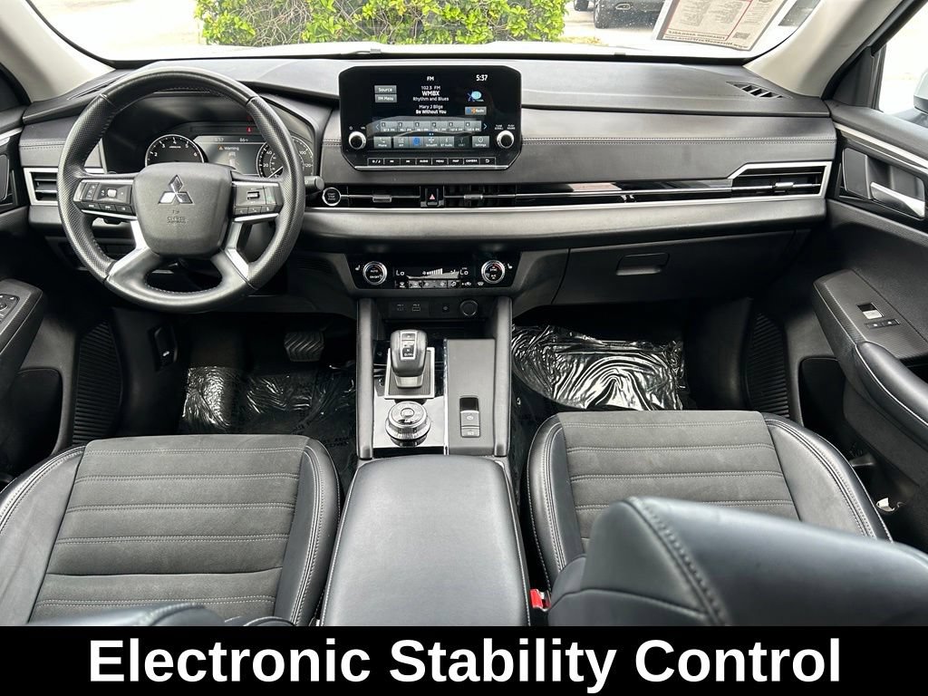 Used 2024 Mitsubishi Outlander SE AWD/4WD image 10