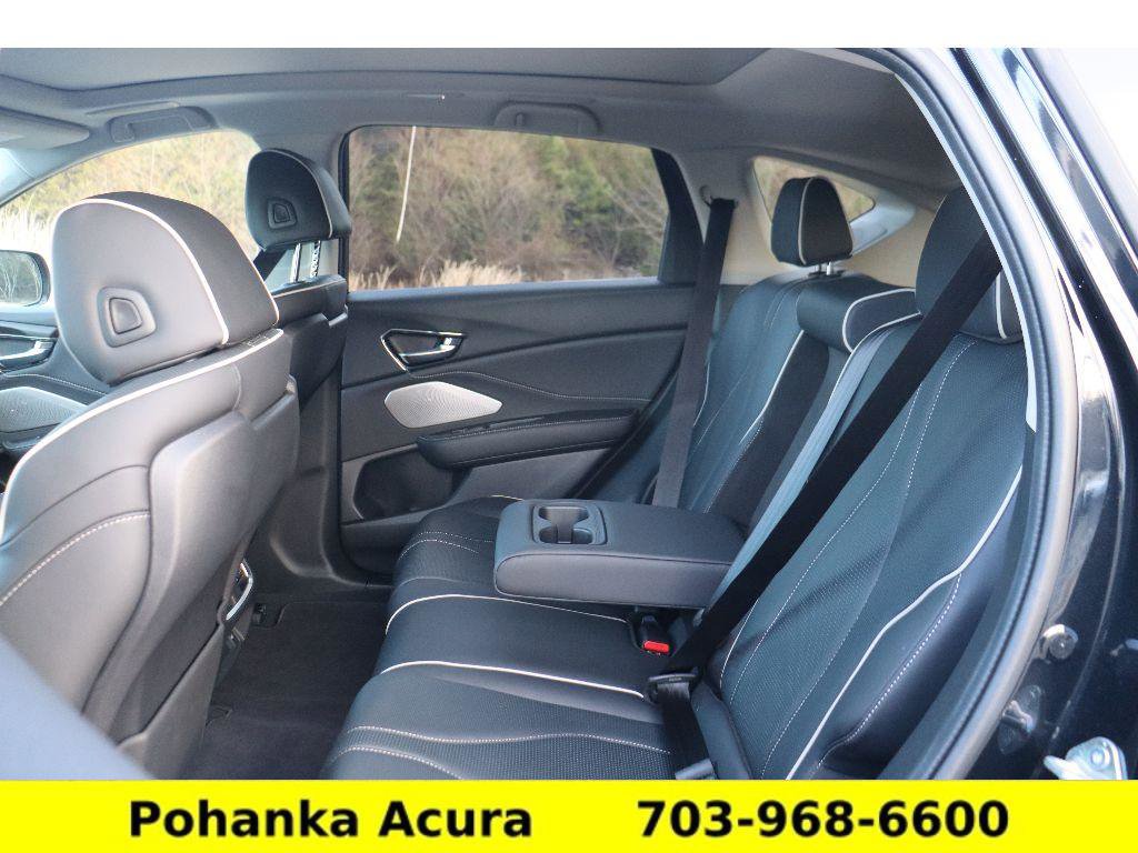 Certified 2025 Acura RDX w/Advance Package image 29