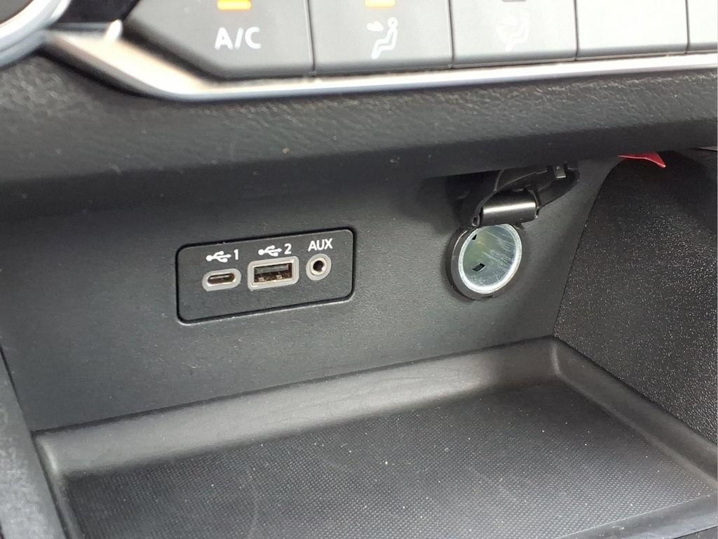 Used 2025 Nissan Altima 2.5 SV FWD image 16