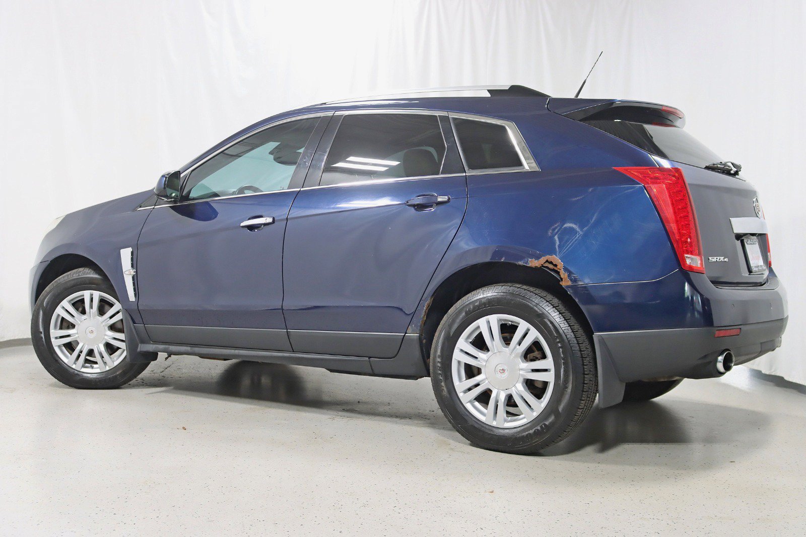 Used 2010 Cadillac SRX Luxury AWD/4WD image 9