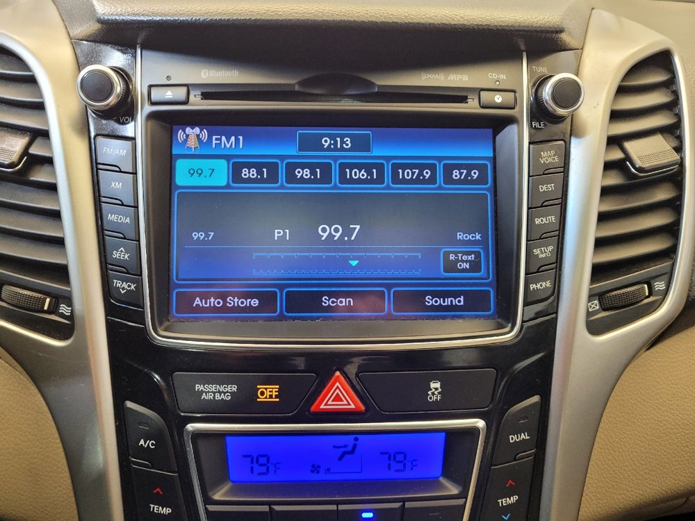 Used 2014 Hyundai Elantra GT w/ Option Group 03 image 25