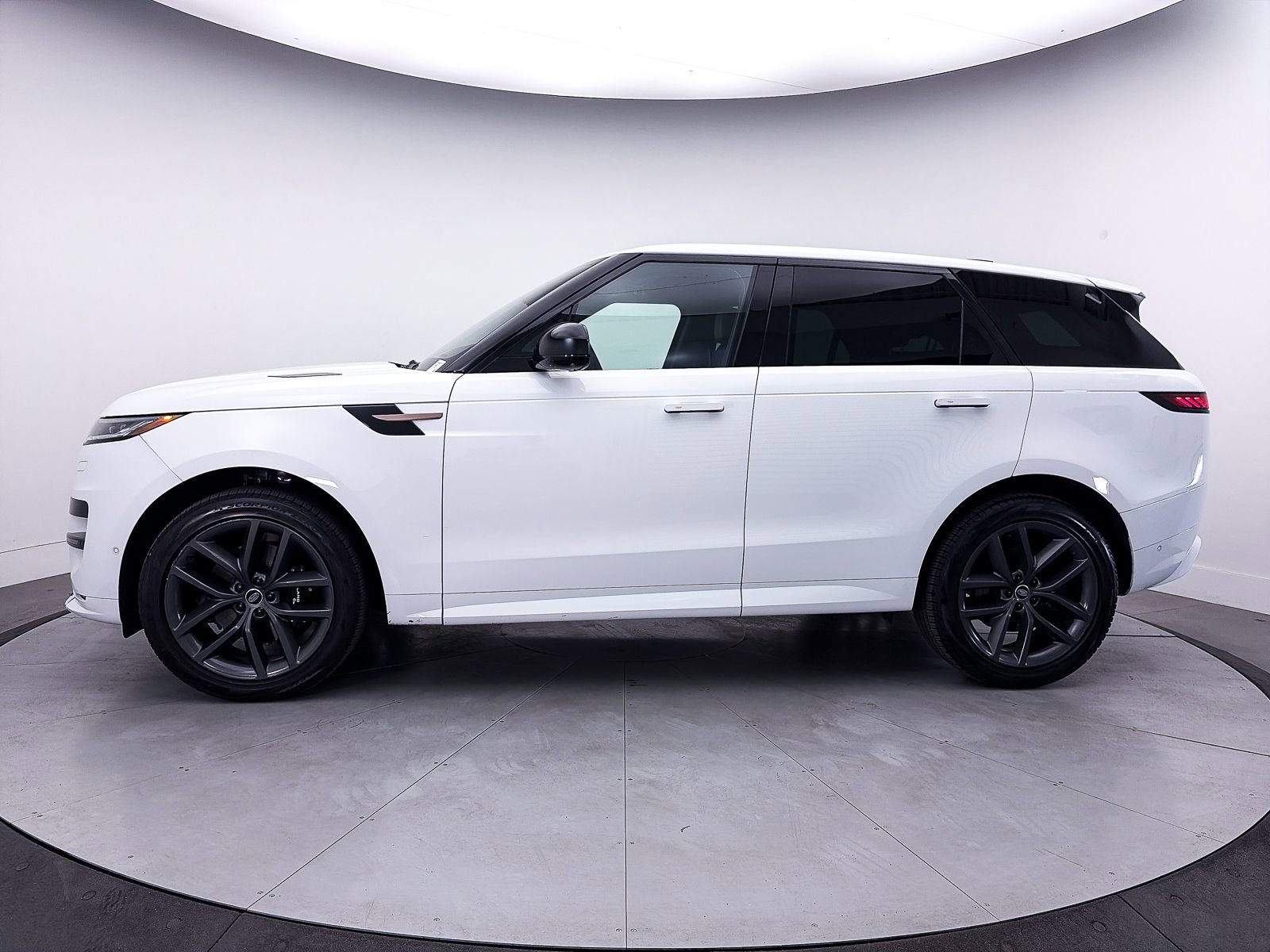 Used 2023 Land Rover Range Rover Sport SE Dynamic AWD/4WD image 42