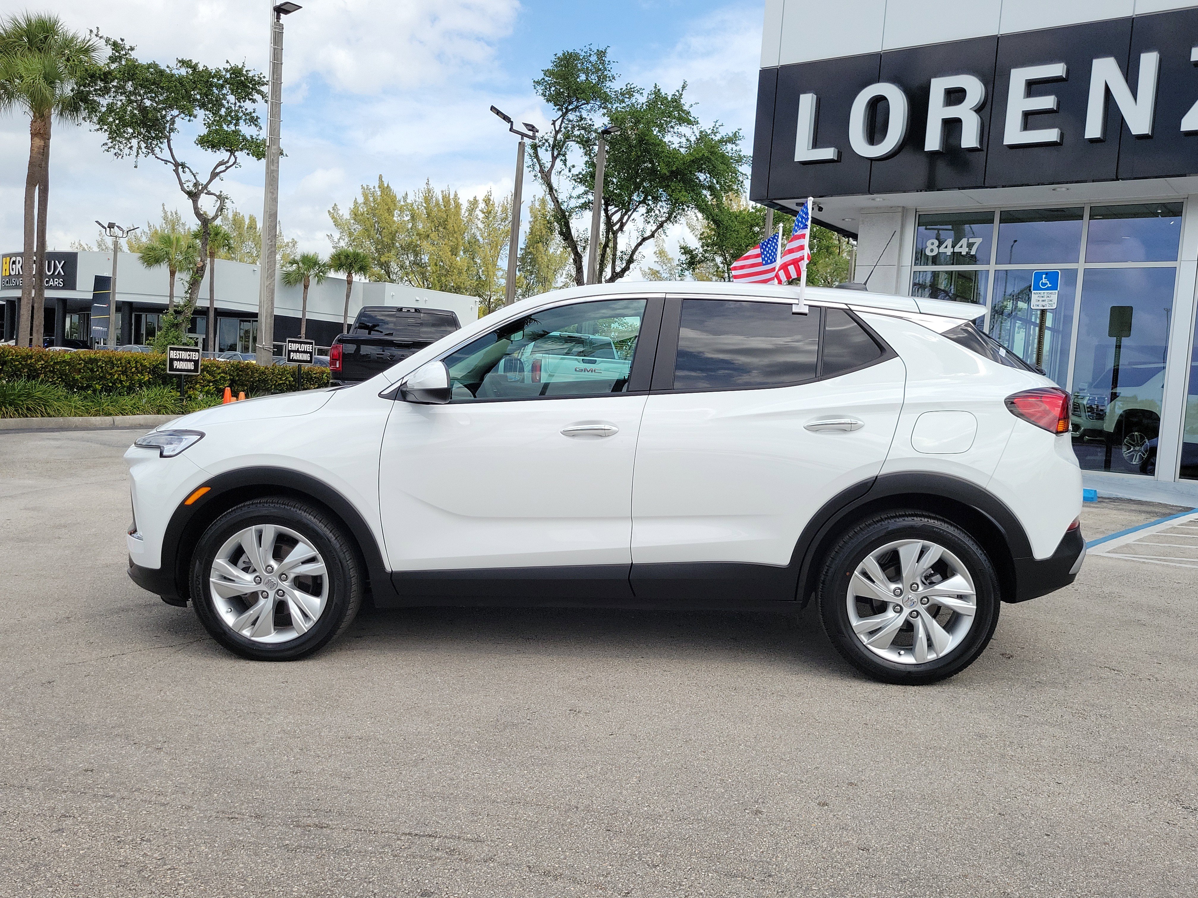 Used 2024 Buick Encore GX Preferred FWD image 8