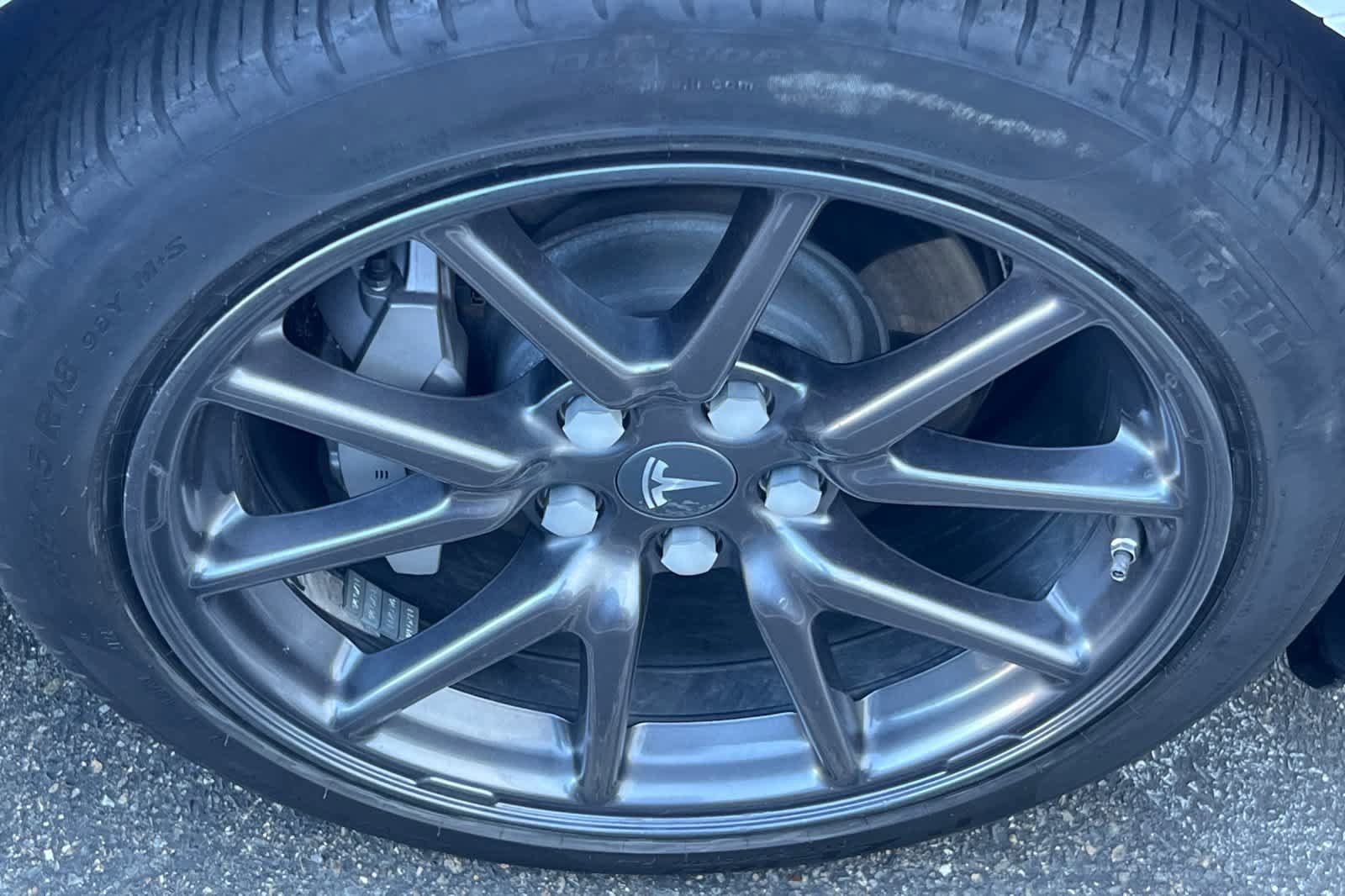 Used 2018 Tesla Model 3 Long Range RWD image 15