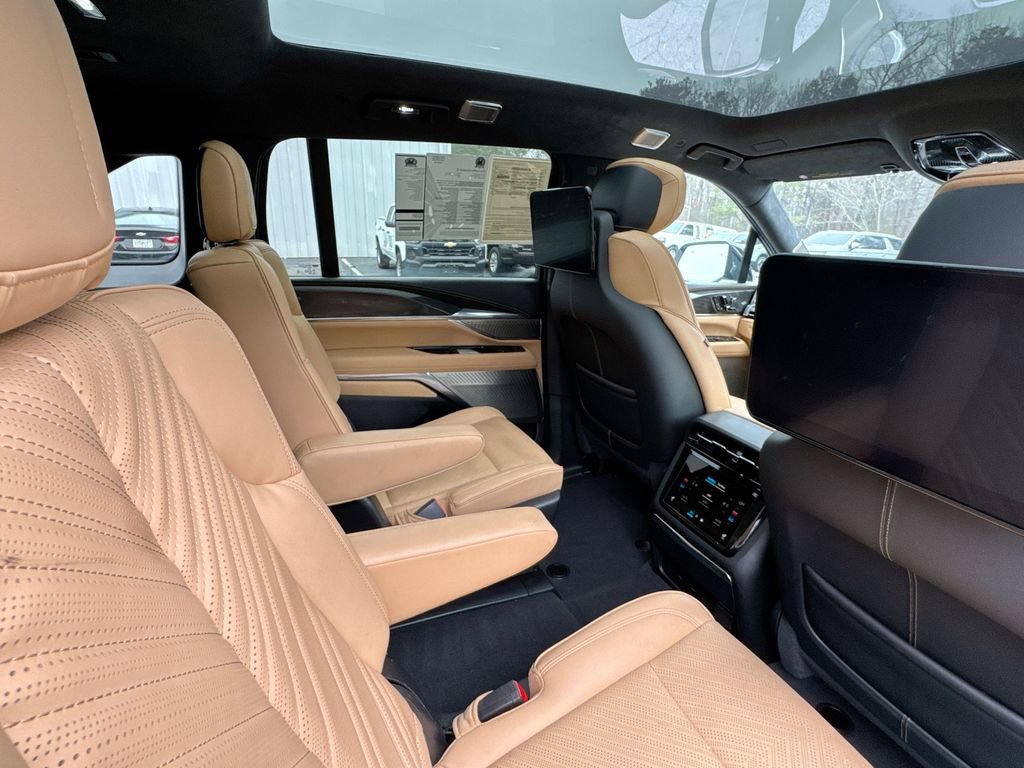 Used 2025 Cadillac Escalade IQ Sport 2 image 28