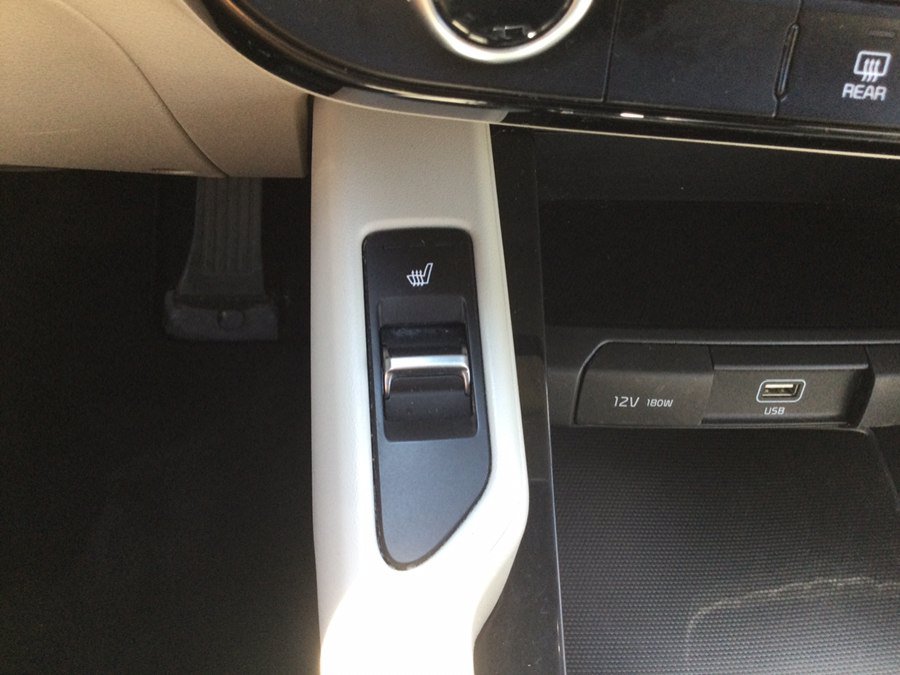 Used 2021 Kia Telluride S AWD/4WD image 39