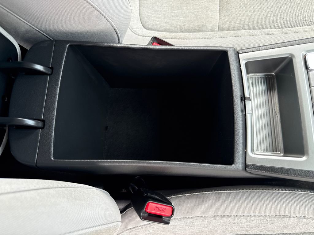 Used 2023 Hyundai Kona SE w/ Cargo Package FWD image 15