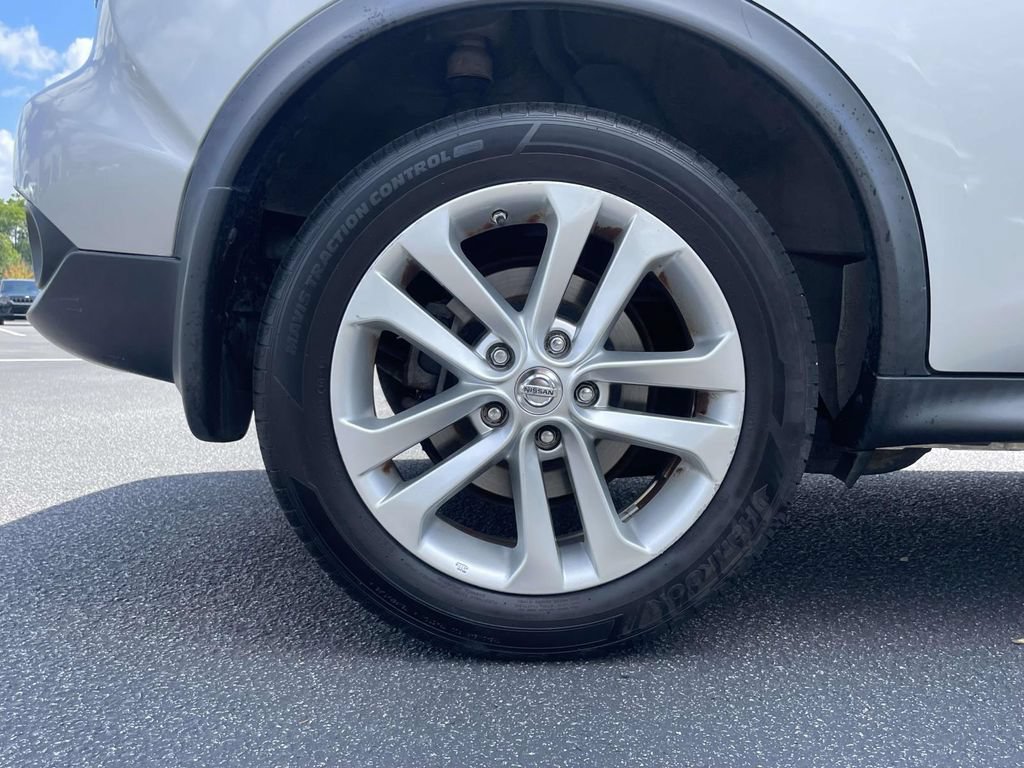 Used 2015 Nissan Juke SV AWD/4WD image 7