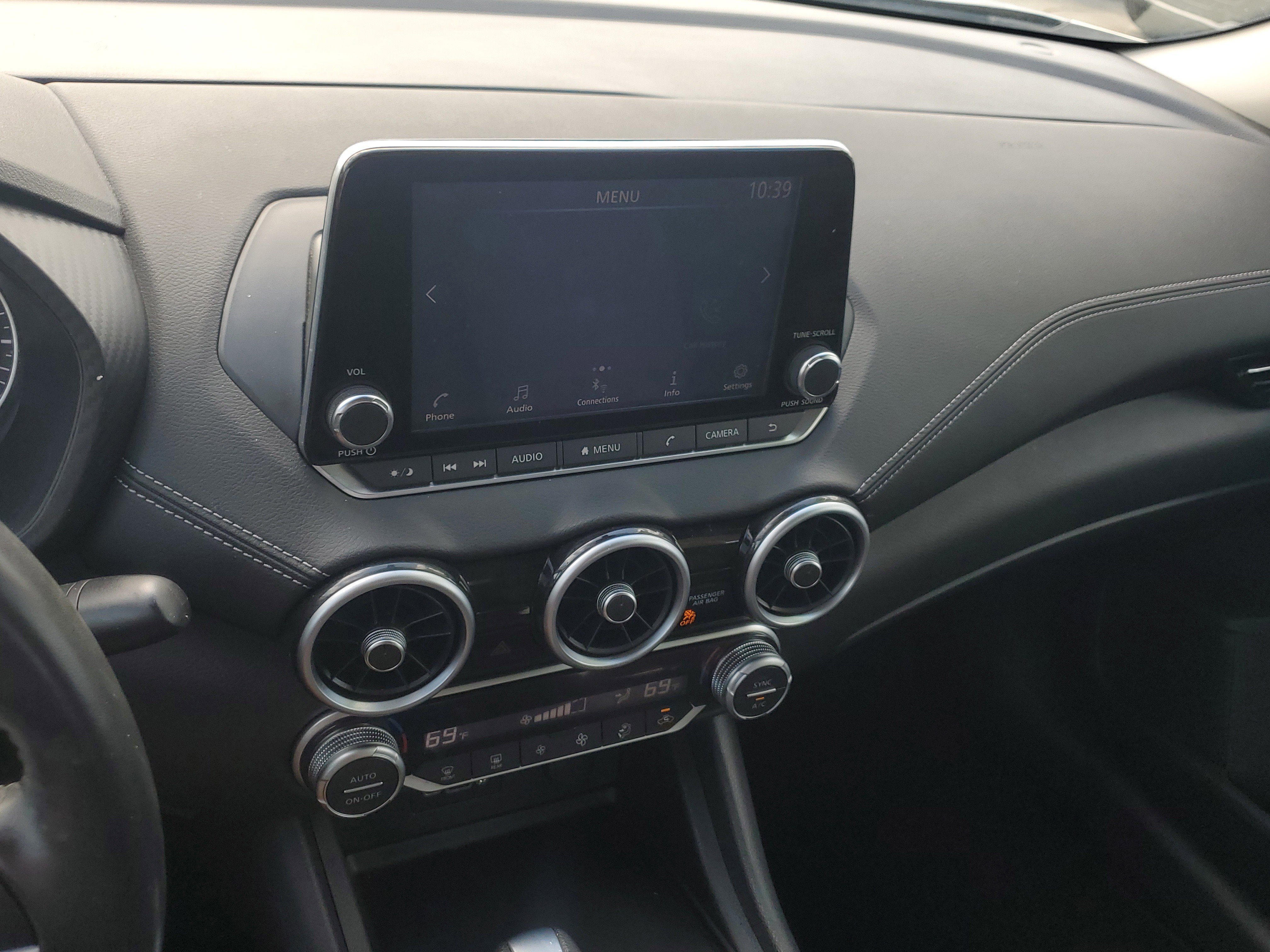 Used 2020 Nissan Sentra SV image 25