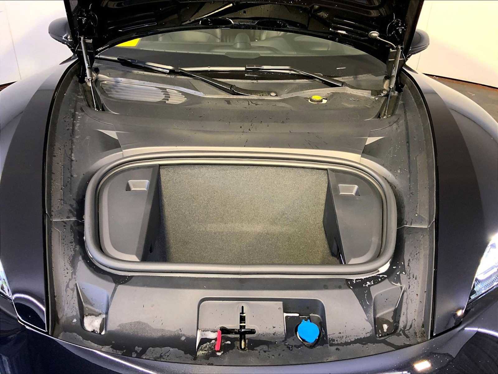 New 2026 Porsche Taycan 4S AWD/4WD image 21