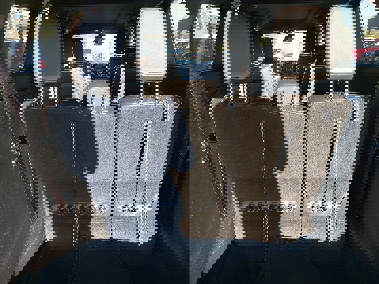 Used 2025 Chrysler Pacifica Limited image 13