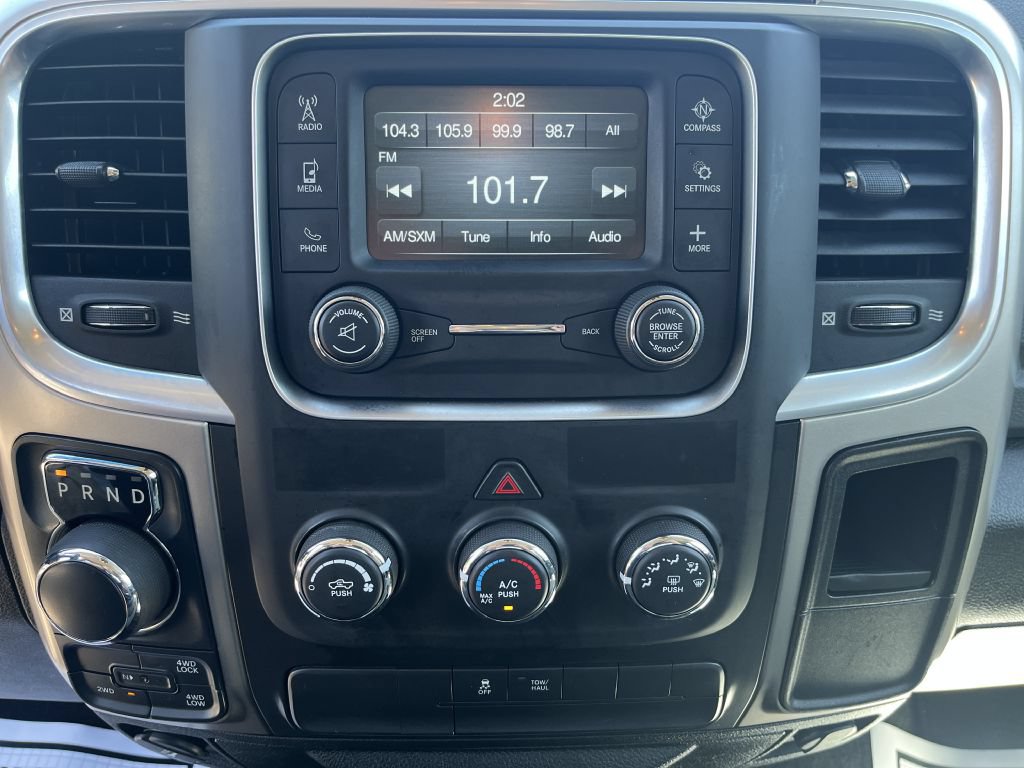 Used 2019 RAM 1500 Classic SLT AWD/4WD image 23
