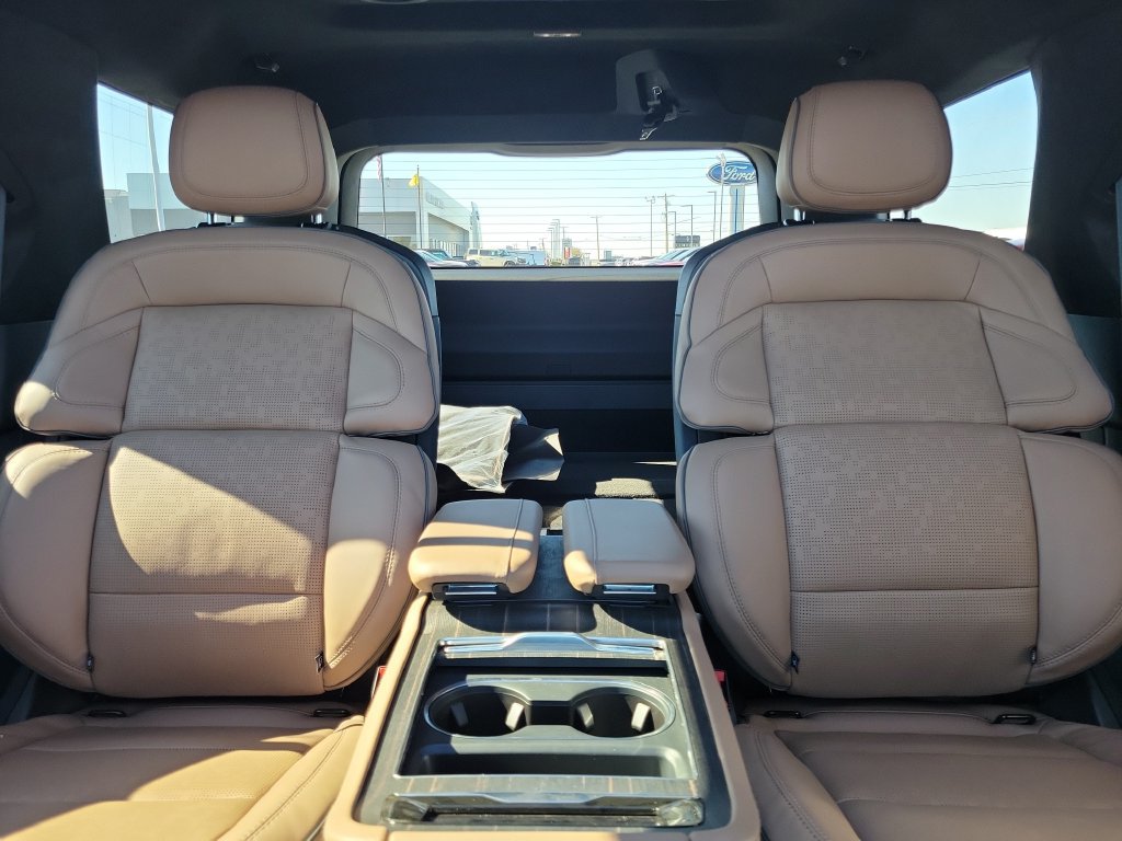Certified 2026 Lincoln Navigator Black Label AWD/4WD image 18