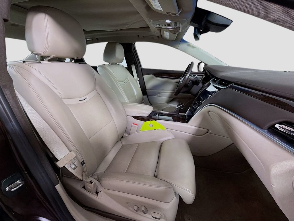 Used 2015 Cadillac XTS Premium FWD image 31