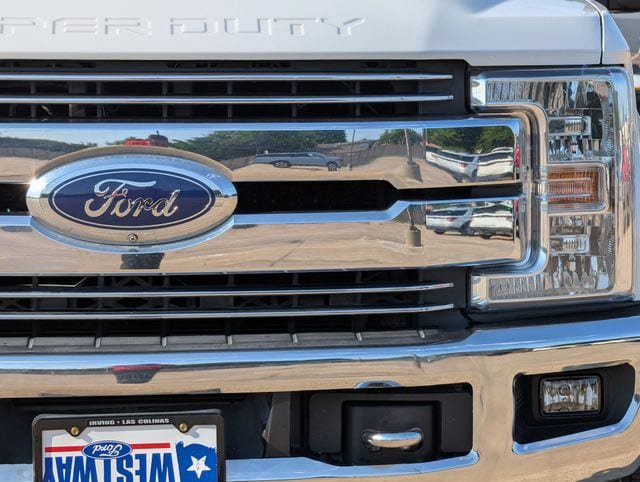 Used 2019 Ford F250 Lariat w/ Chrome Package AWD/4WD image 9