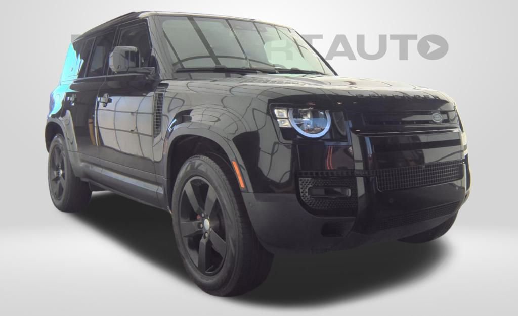 Used 2023 Land Rover Defender 110 S image 5