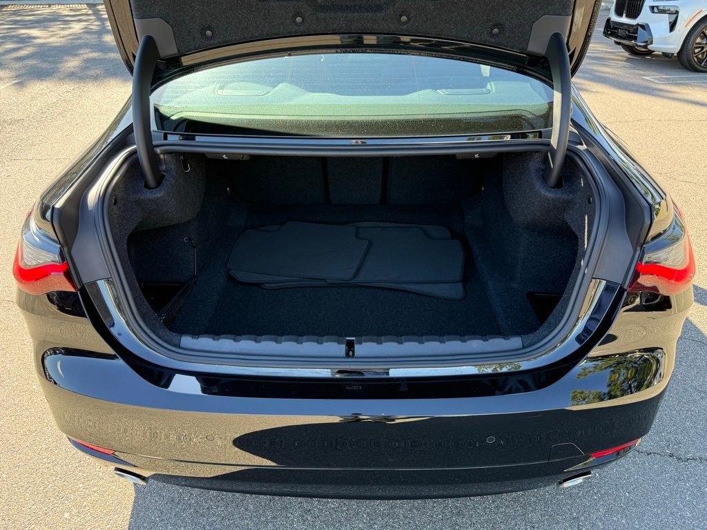Used 2025 BMW 430i Coupe w/ Convenience Package image 15