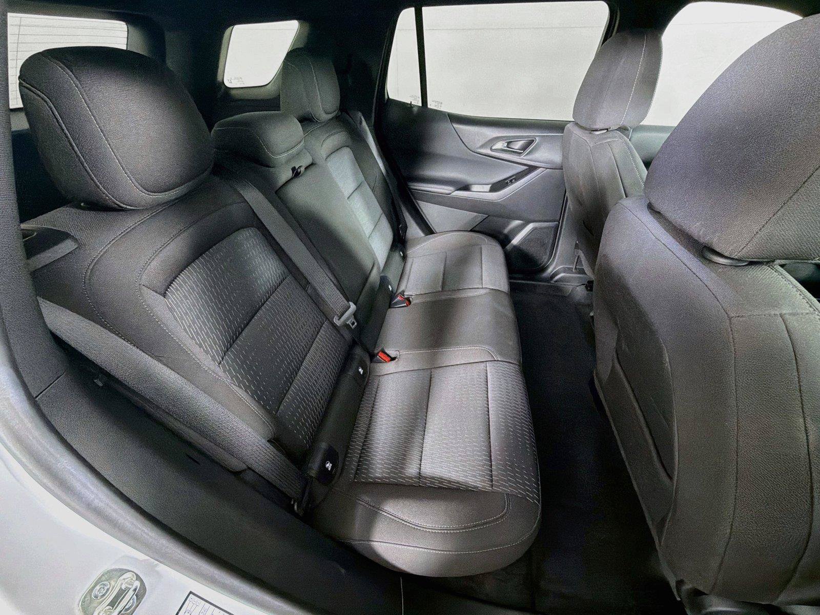 Used 2026 Chevrolet Equinox LT AWD/4WD image 29