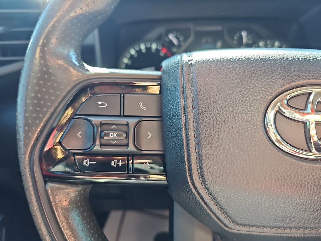 Used 2022 Toyota Tundra SR w/ SR Tow Package AWD/4WD image 17