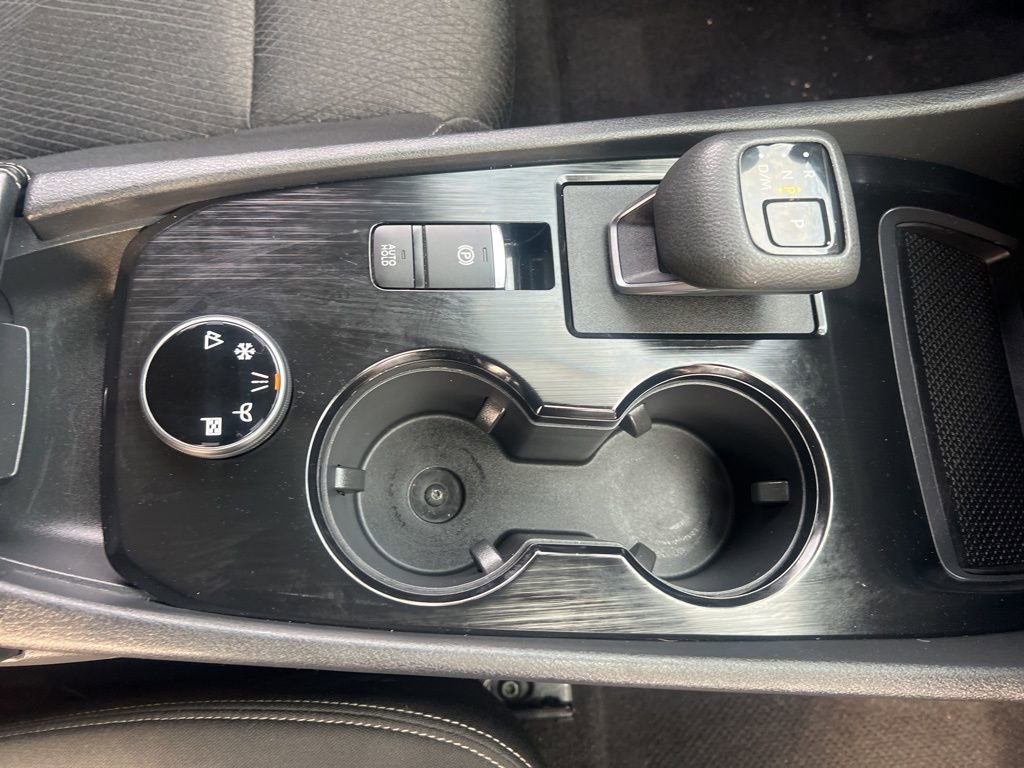 Used 2024 Nissan Rogue SV image 23