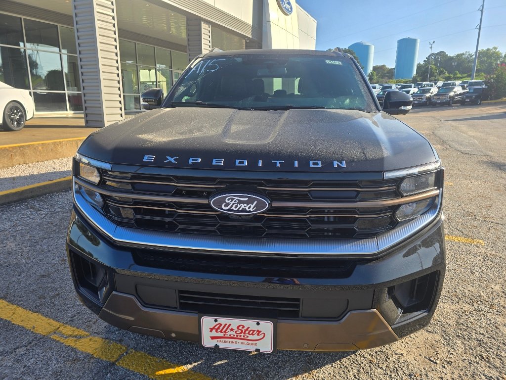 New 2027 Ford Expedition King Ranch RWD image 2