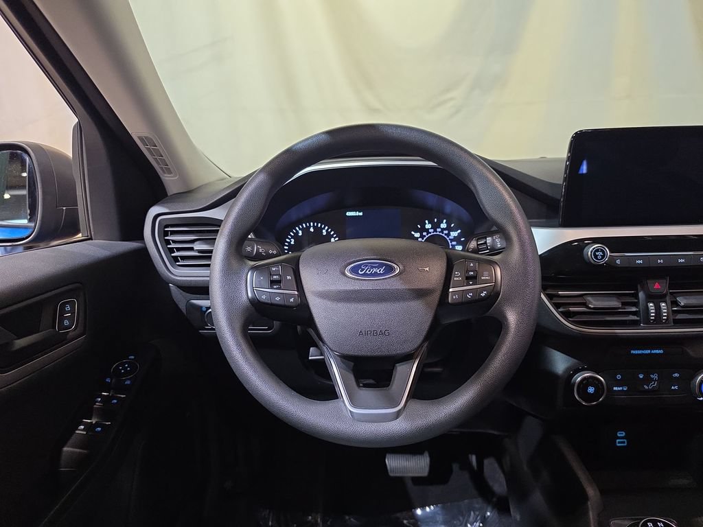 Used 2022 Ford Escape SE AWD/4WD image 11