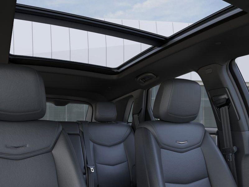 New 2025 Cadillac XT5 Premium Luxury w/ LPO, Floor Liner Package AWD/4WD image 24