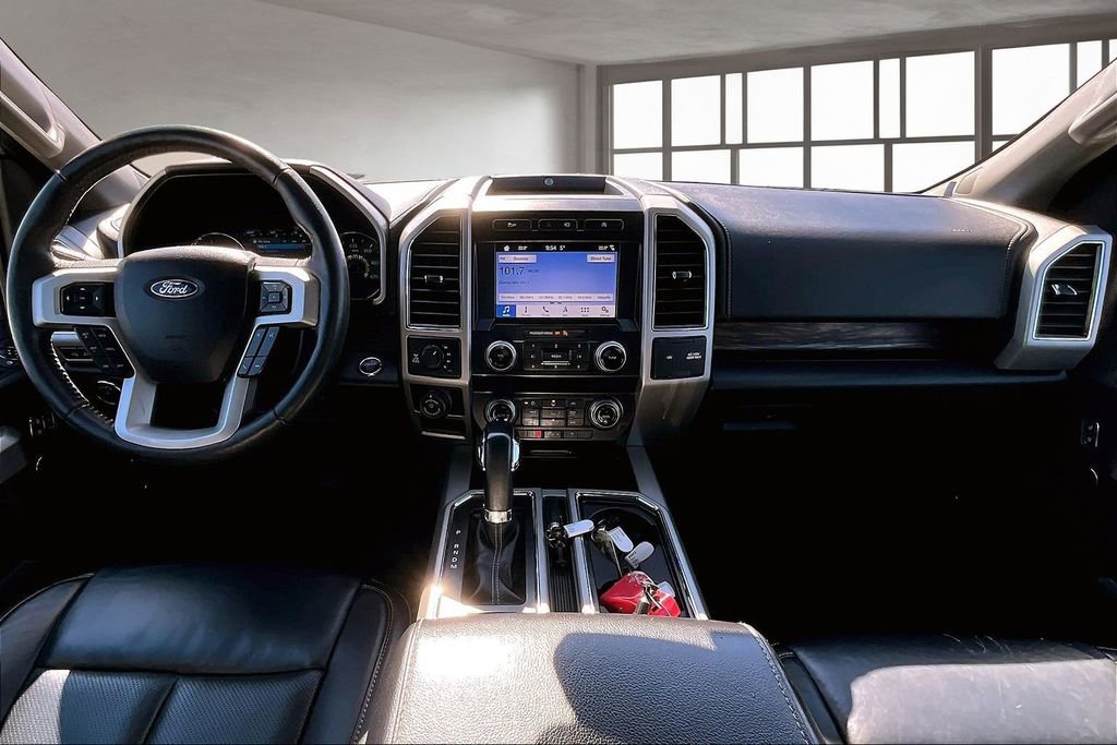 Used 2019 Ford F150 Lariat w/ Equipment Group 502A Luxury AWD/4WD image 17