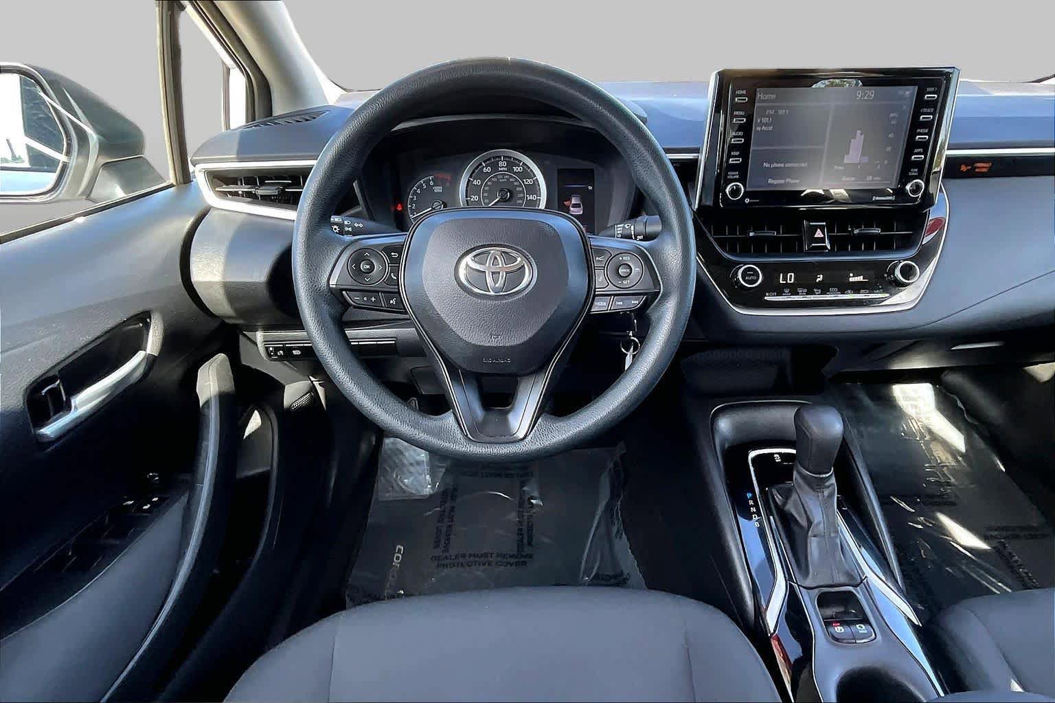 Certified 2021 Toyota Corolla LE FWD image 5