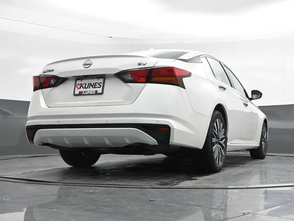 Used 2024 Nissan Altima 2.5 SV FWD image 38