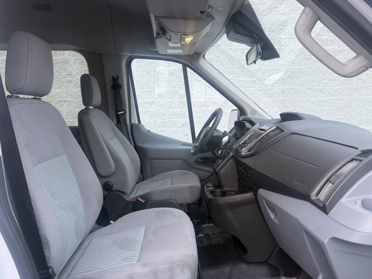 Used 2017 Ford Transit 350 XLT image 13