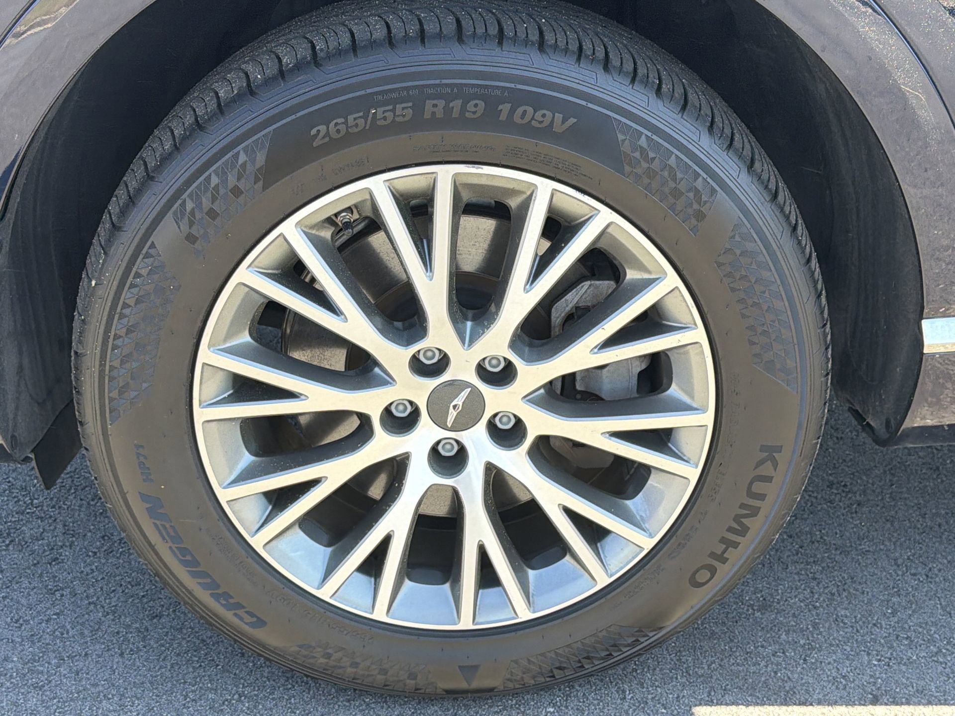 Used 2024 Genesis GV80 2.5T AWD/4WD image 36