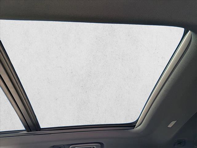 New 2026 Volvo XC90 T8 Plus w/ Protection Package Premier image 18